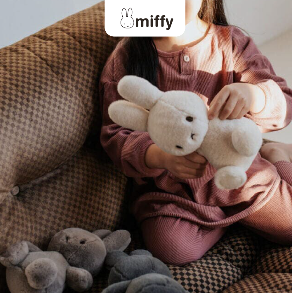 MIFFY Cozy Sitting 23cm In Giftbox Cream