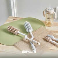 Moyuum Silicone Bottle & Nipple Brush Set
