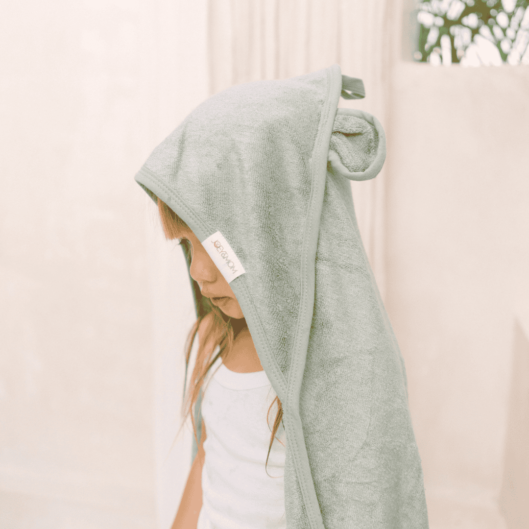 hooded towel mizzle